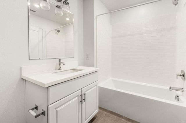 1609 Holly Leaf Way, Oceanside, CA 92056