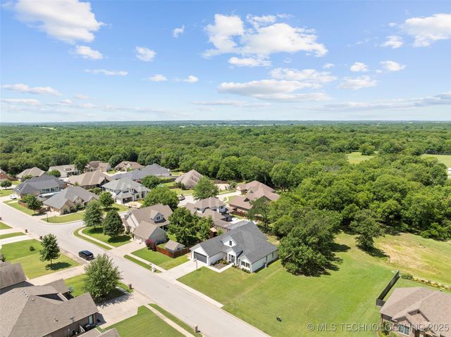 1223 Buckingham, Ardmore, OK 73401