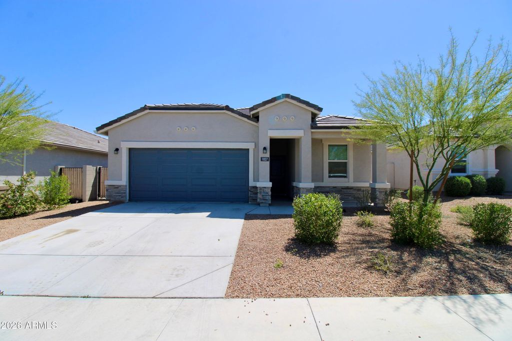 1027 W Avalon Canyon Drive, Casa Grande, AZ 85122 — exterior