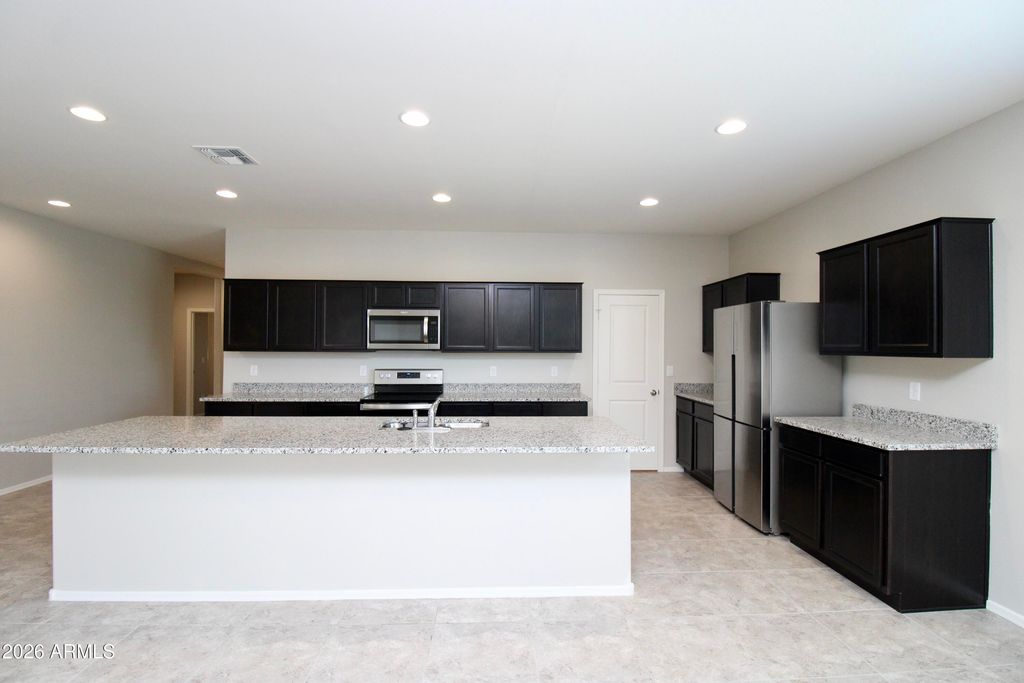 1027 W Avalon Canyon Drive, Casa Grande, AZ 85122 — photo 3