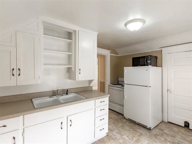 1207 W Shannon Ave, Spokane, WA 99207