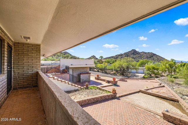 9639 N 19TH Street, Phoenix, AZ 85020