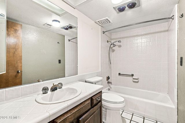 9639 N 19TH Street, Phoenix, AZ 85020