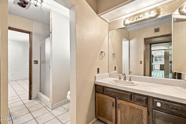 9639 N 19TH Street, Phoenix, AZ 85020