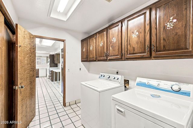 9639 N 19TH Street, Phoenix, AZ 85020