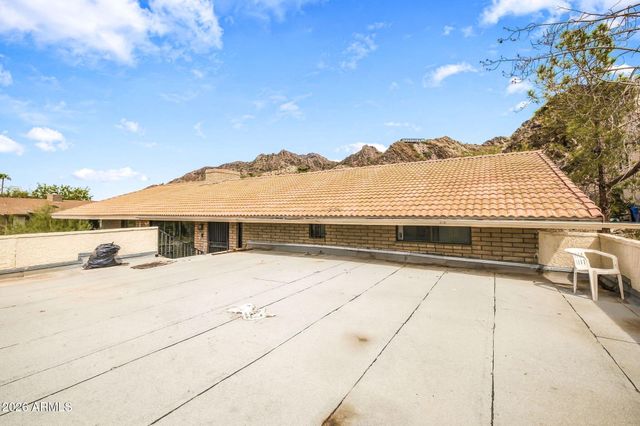 9639 N 19TH Street, Phoenix, AZ 85020