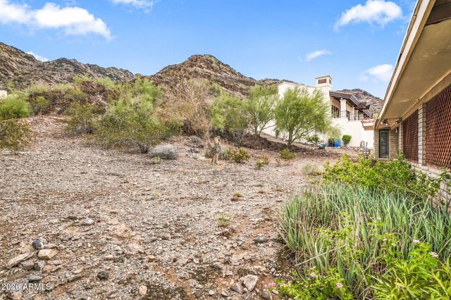 9639 N 19TH Street, Phoenix, AZ 85020