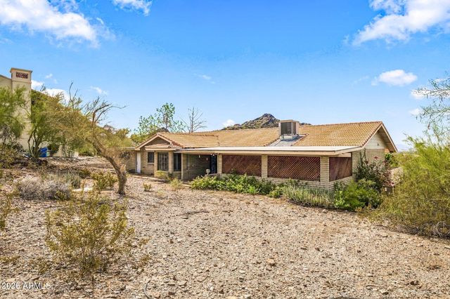 9639 N 19TH Street, Phoenix, AZ 85020