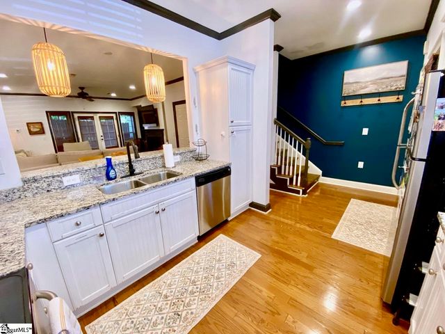 20 Howe Street Unit 11, Greenville, SC 29601