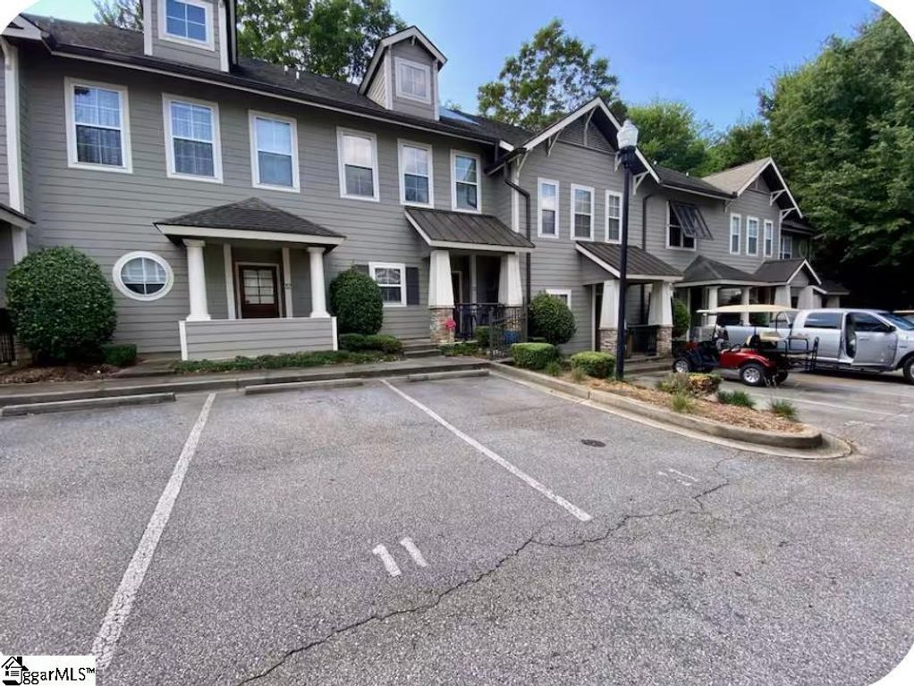 20 Howe Street Unit 11, Greenville, SC 29601