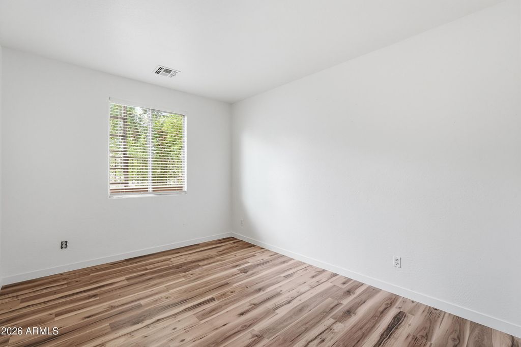 Image 20 of property listing at 3412 S 93RD Lane, Tolleson, AZ 85353
