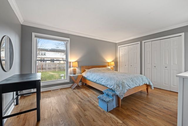 1551 Glacier Parkway, Algonquin, IL 60102