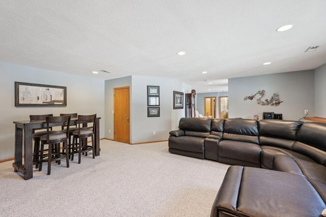 6806 Aldrich Avenue N, Brooklyn Center, MN 55430