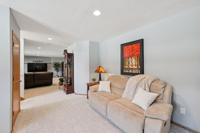 6806 Aldrich Avenue N, Brooklyn Center, MN 55430