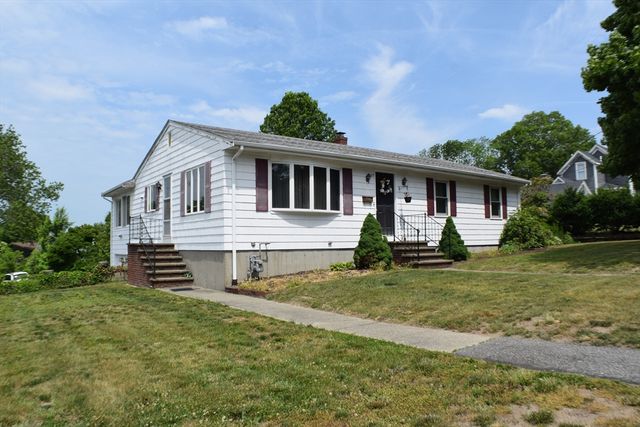 175 High St, Somerset, MA 02716