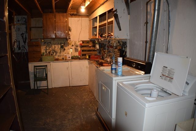 175 High St, Somerset, MA 02716