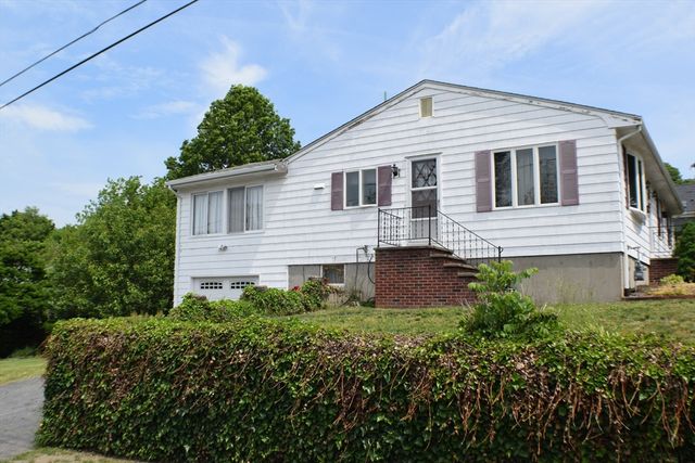 175 High St, Somerset, MA 02716