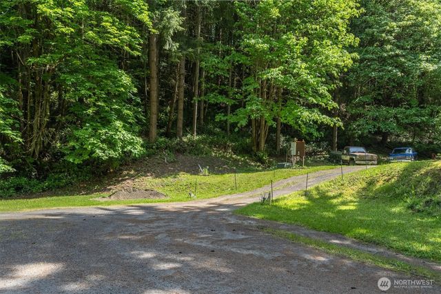120 Solo Meadows Lane, Longview, WA 98632