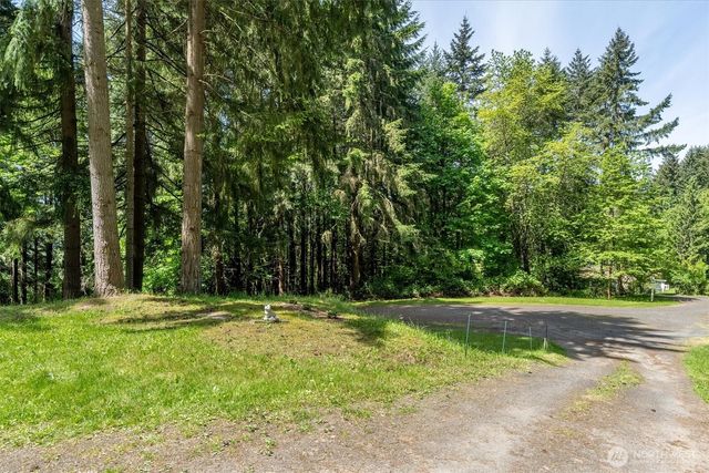 120 Solo Meadows Lane, Longview, WA 98632
