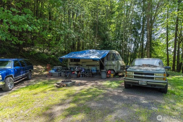 120 Solo Meadows Lane, Longview, WA 98632