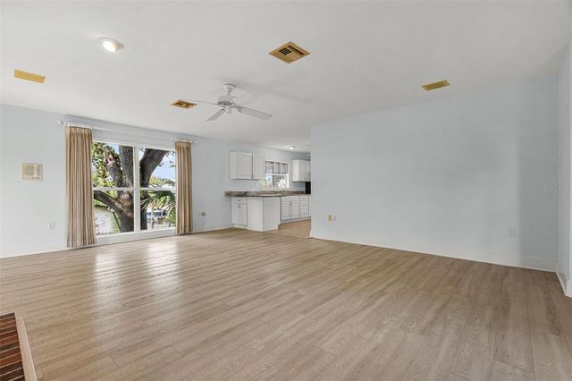 2002 8TH STREET W, Palmetto, FL 34221