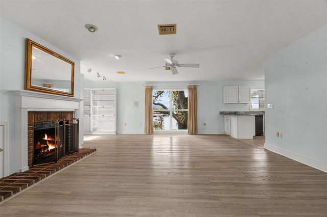 2002 8TH STREET W, Palmetto, FL 34221
