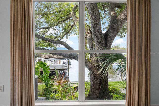 2002 8TH STREET W, Palmetto, FL 34221
