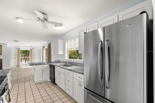2002 8TH STREET W, Palmetto, FL 34221