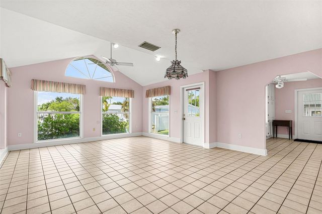 2002 8TH STREET W, Palmetto, FL 34221