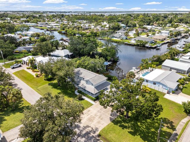 2002 8TH STREET W, Palmetto, FL 34221