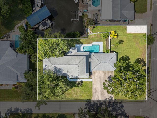 2002 8TH STREET W, Palmetto, FL 34221