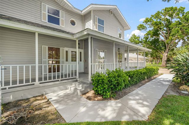 2002 8TH STREET W, Palmetto, FL 34221