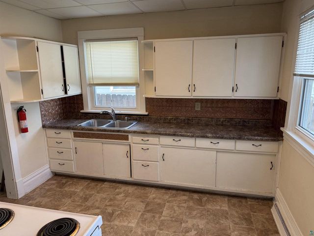 1914 Lackawanna Ave, Superior, WI 54880