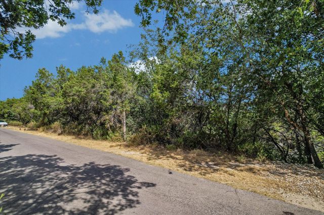 2412 Crazyhorse PASS, Austin, TX 78734