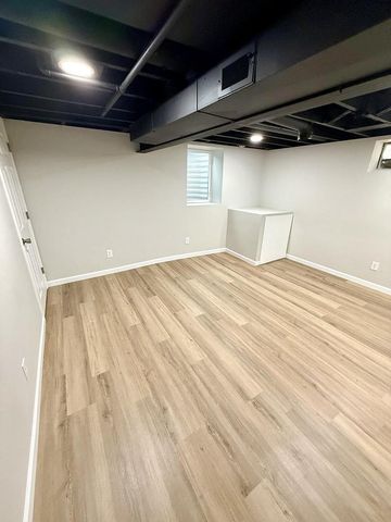 6560 N 60th STREET, Milwaukee, WI 53223