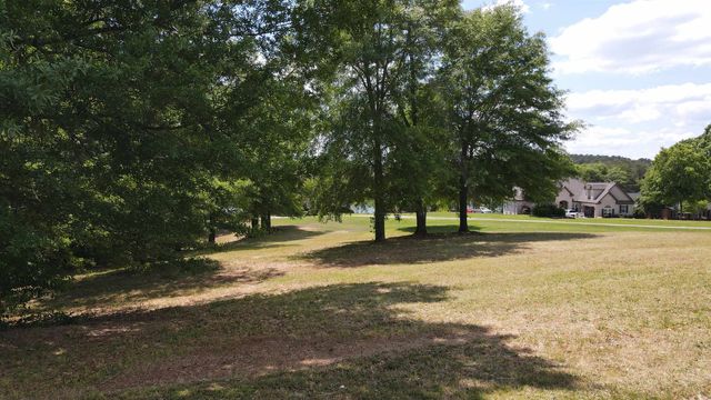308 Shoreview Drive, Chesnee, SC 29323