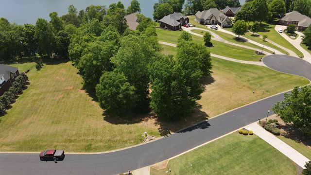 308 Shoreview Drive, Chesnee, SC 29323