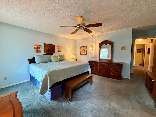 175 Freeman Boulevard, West Columbia, TX 77486