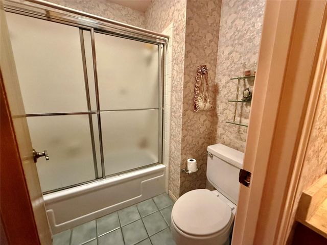 175 Freeman Boulevard, West Columbia, TX 77486