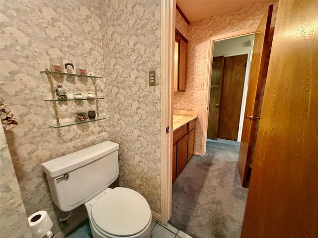 175 Freeman Boulevard, West Columbia, TX 77486