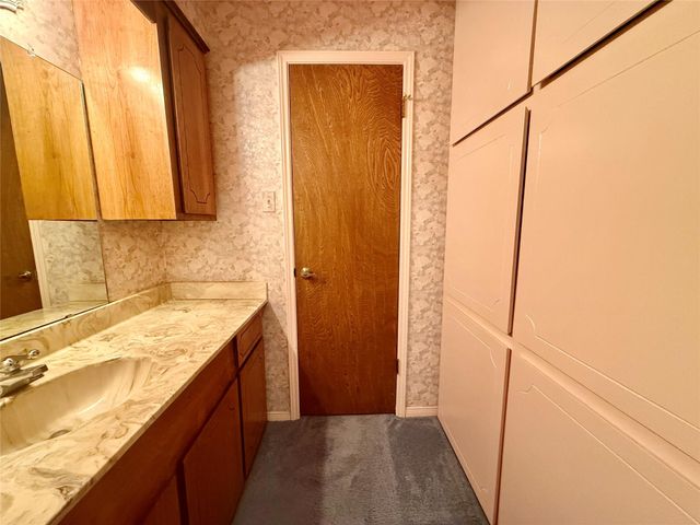 175 Freeman Boulevard, West Columbia, TX 77486