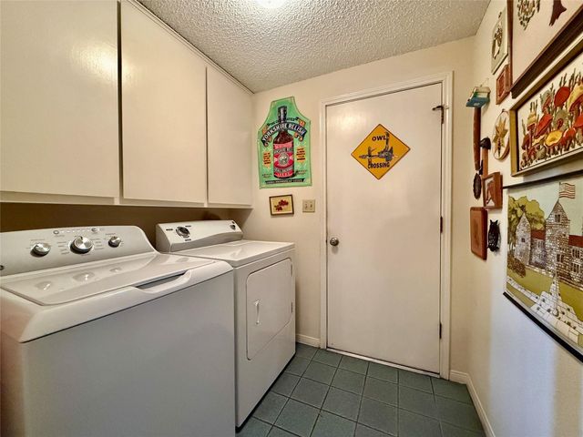 175 Freeman Boulevard, West Columbia, TX 77486