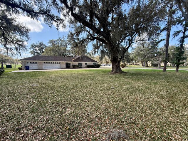 175 Freeman Boulevard, West Columbia, TX 77486