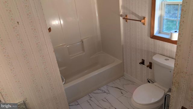 232 THRUSH CIR, New Hope, PA 18938