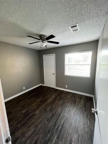 2306 Cedrick CV B, Austin, TX 78748