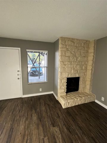 2306 Cedrick CV B, Austin, TX 78748