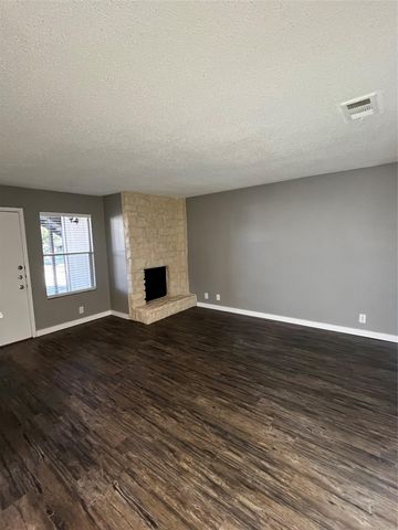 2306 Cedrick CV B, Austin, TX 78748