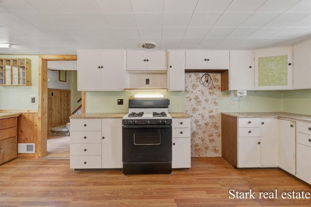 3137 Klug Street, Fruitport Twp, MI 49444