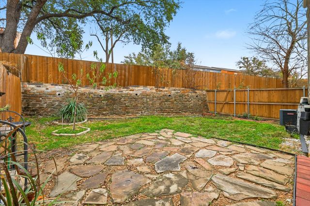 5619 Preston Oaks Road 305, Dallas, TX 75254