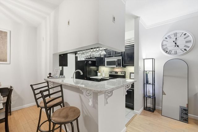 5619 Preston Oaks Road 305, Dallas, TX 75254